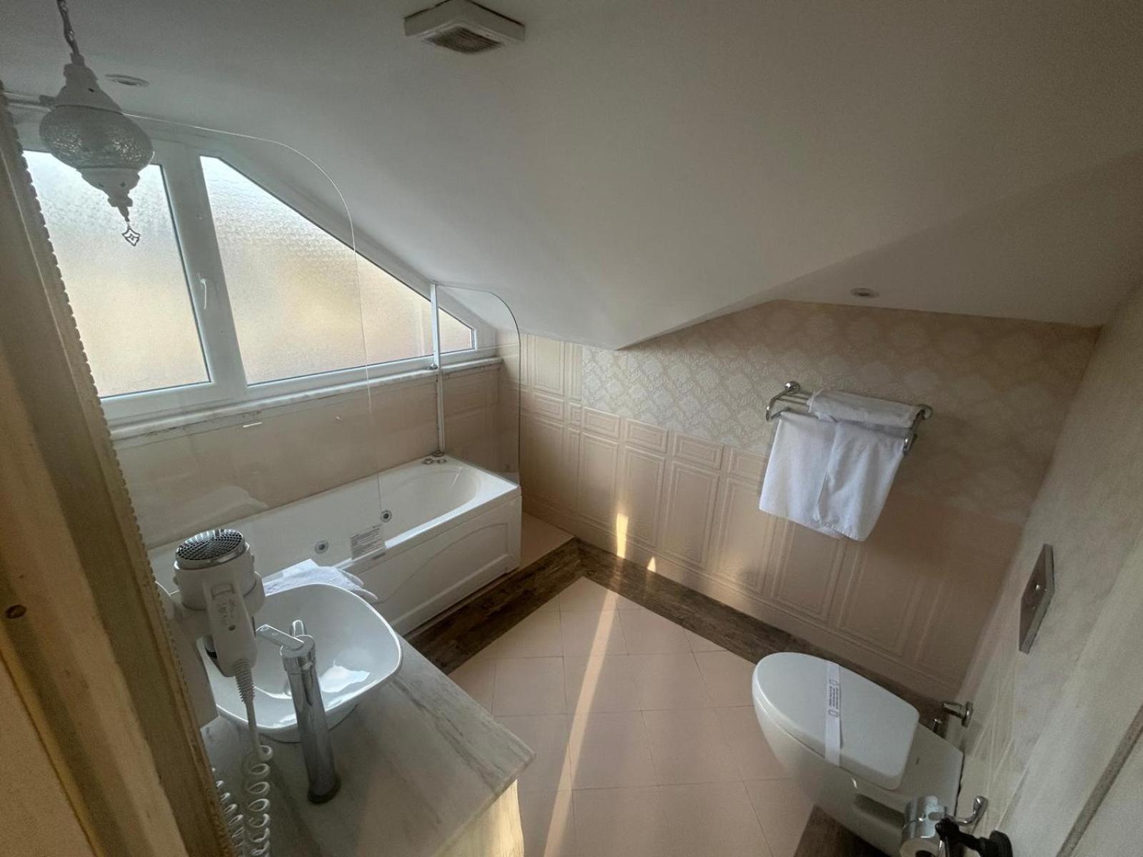 Elegance Asia Hotel Istanbul Ngoại thất bức ảnh