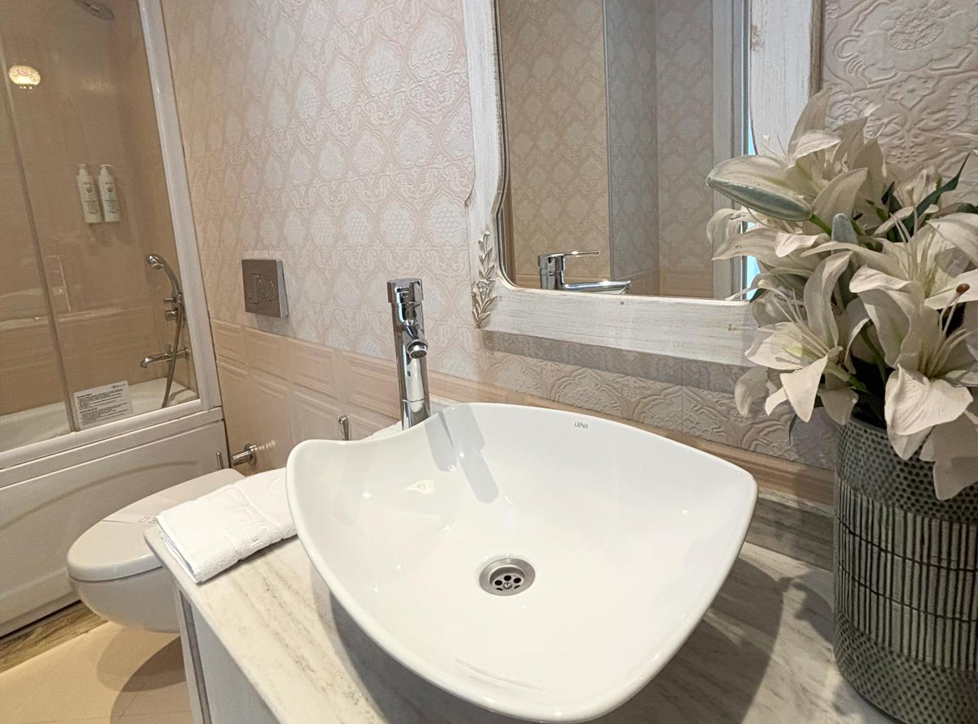 Elegance Asia Hotel Istanbul Ngoại thất bức ảnh